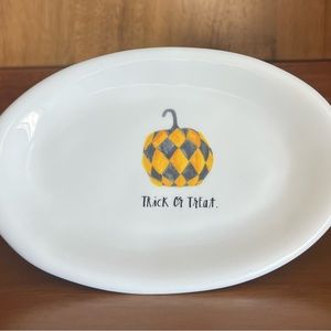 Rae Dunn - Trick or Treat Oval Plate